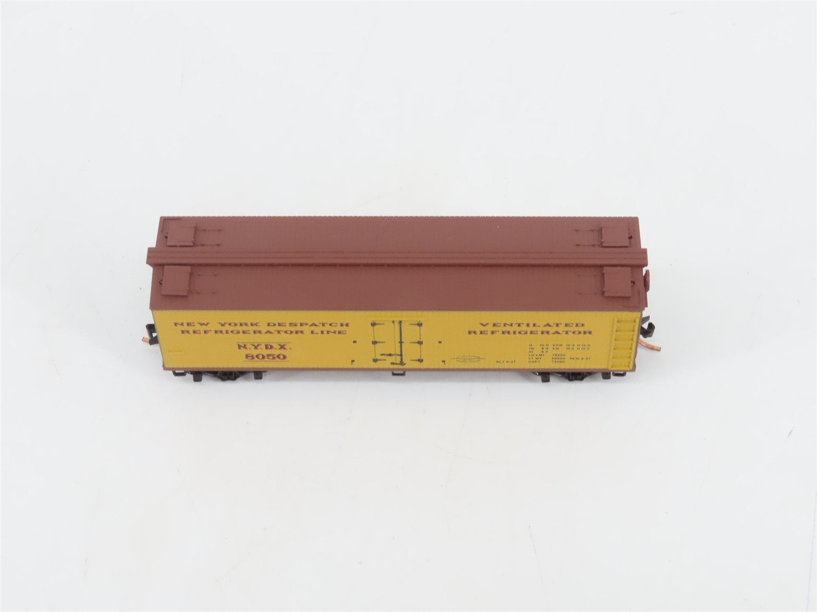 N Micro-Trains MTL 04700080 NYDX New York Despatch Refrigerator 40' Reefer #8050