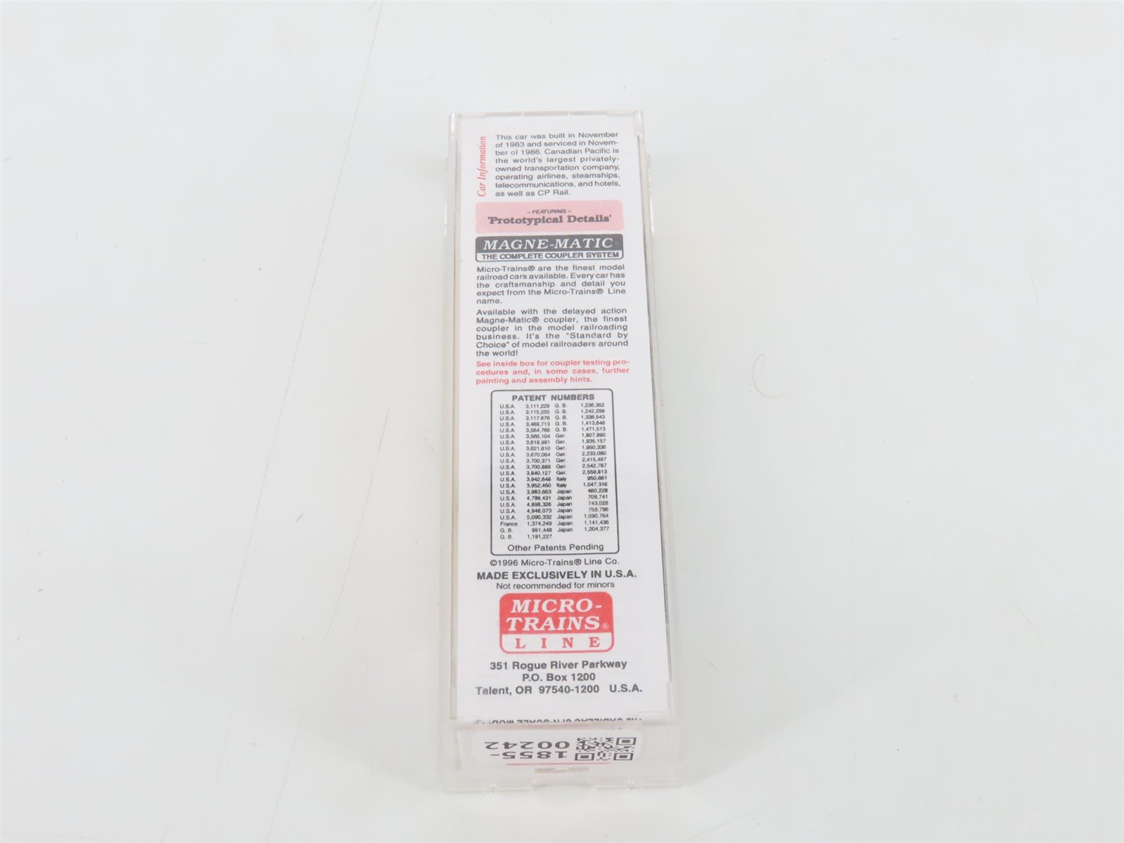 N Micro-Trains MTL 74010 CP Rail Canadian Pacific 40' Plug Door Box Car #165204