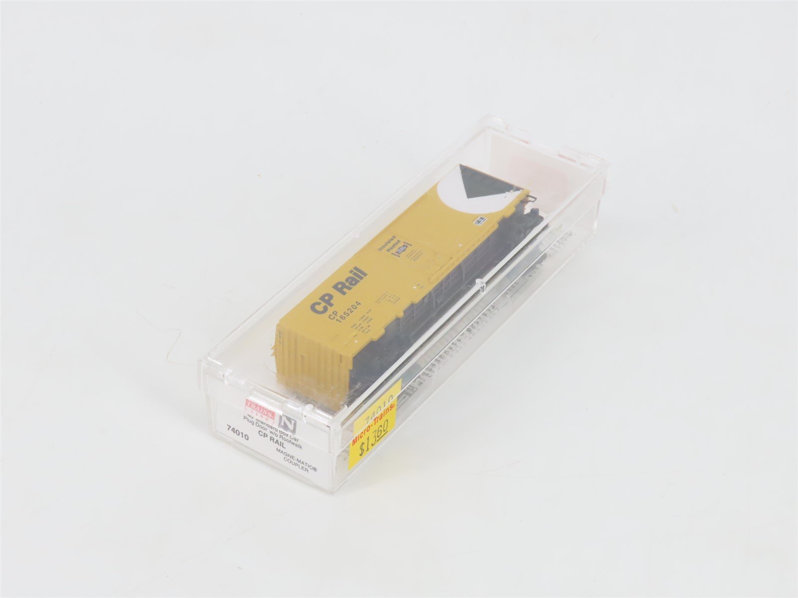 N Micro-Trains MTL 74010 CP Rail Canadian Pacific 40' Plug Door Box Car #165204