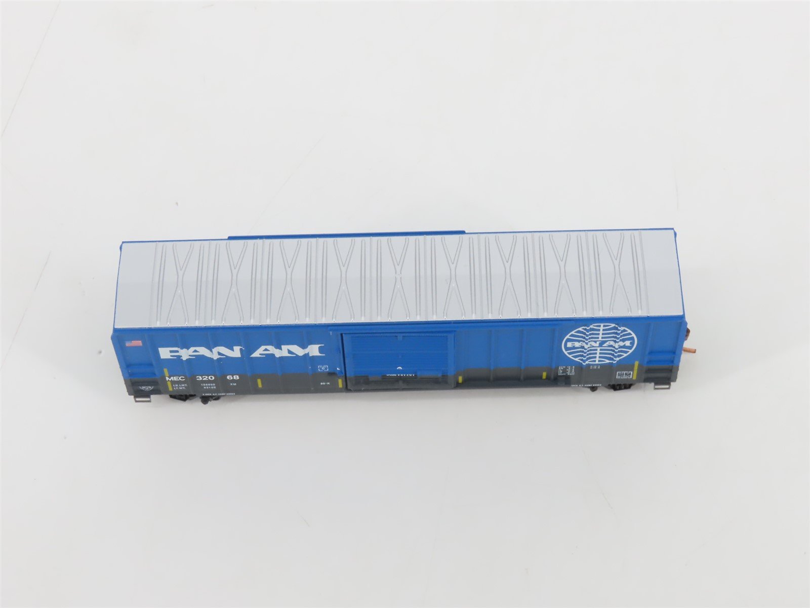 N Scale Micro-Trains MTL 02500470 MEC Pan Am 50' Single Door Box Car #32068