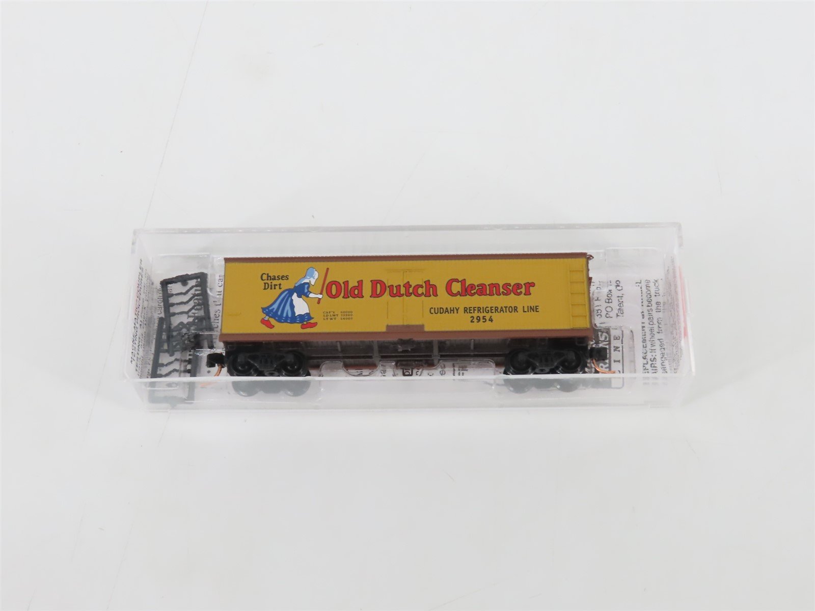 N Scale Micro-Trains MTL 49010 CRLX Old Dutch Cleanser 40' Wood Reefer #2954