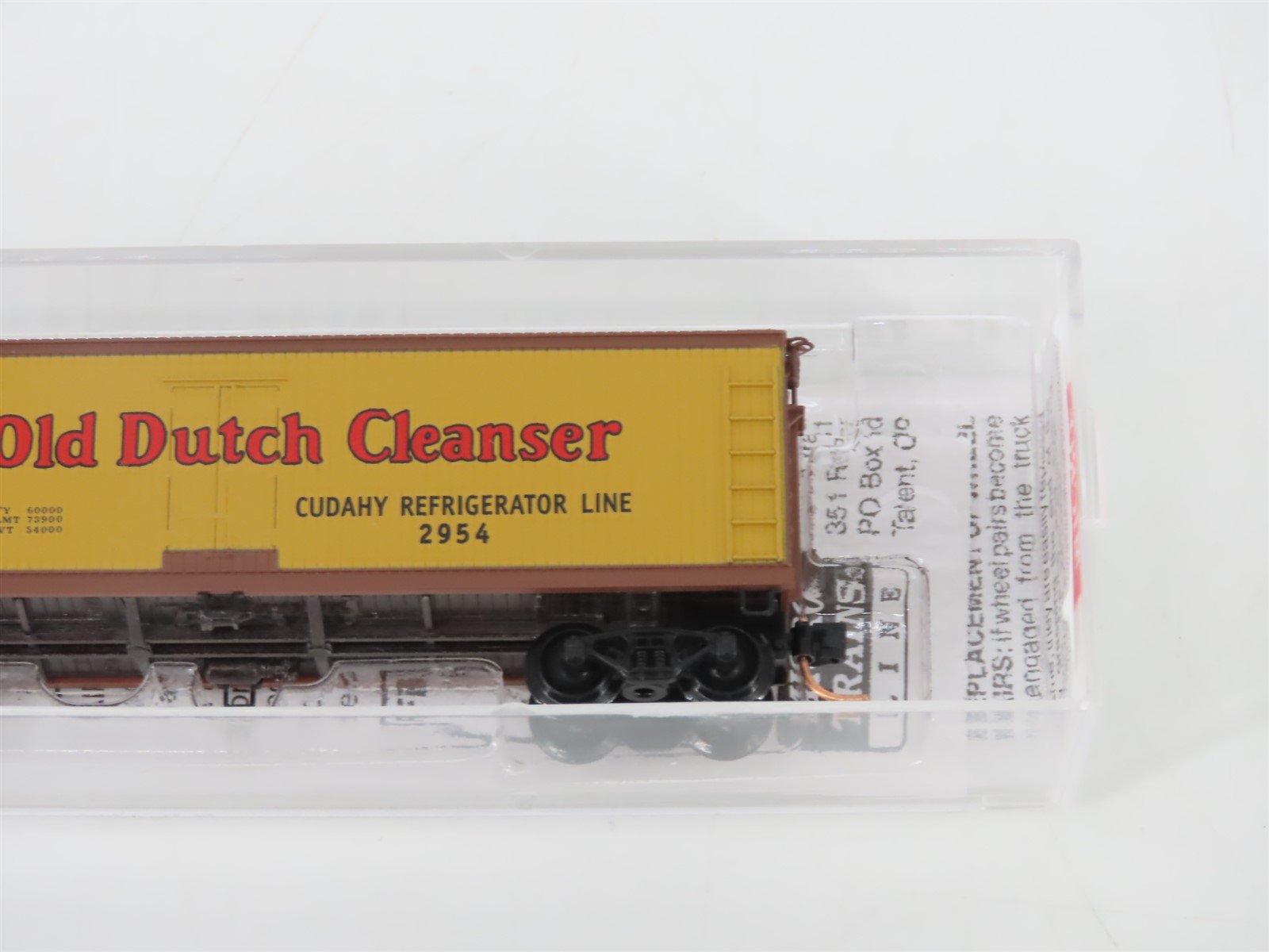N Scale Micro-Trains MTL 49010 CRLX Old Dutch Cleanser 40' Wood Reefer #2954