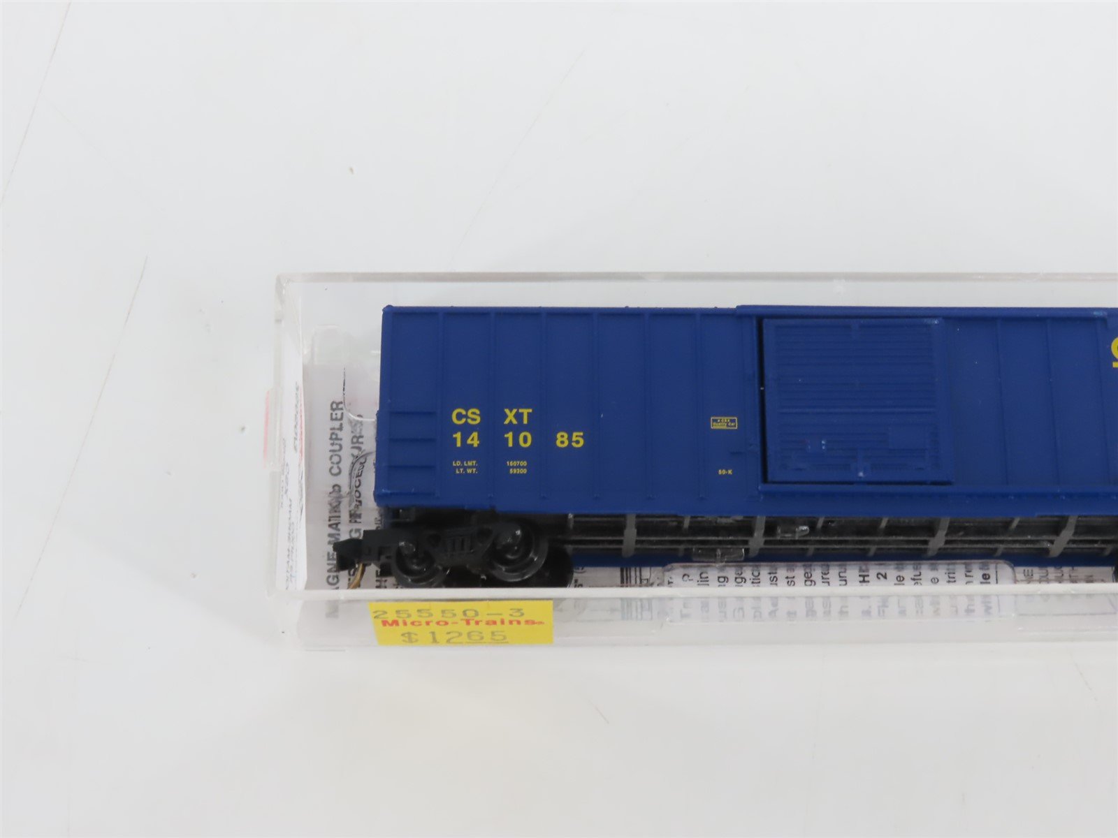 N Scale Micro-Trains MTL 25550/3 CSXT CSX 50' Single Door Box Car #141085