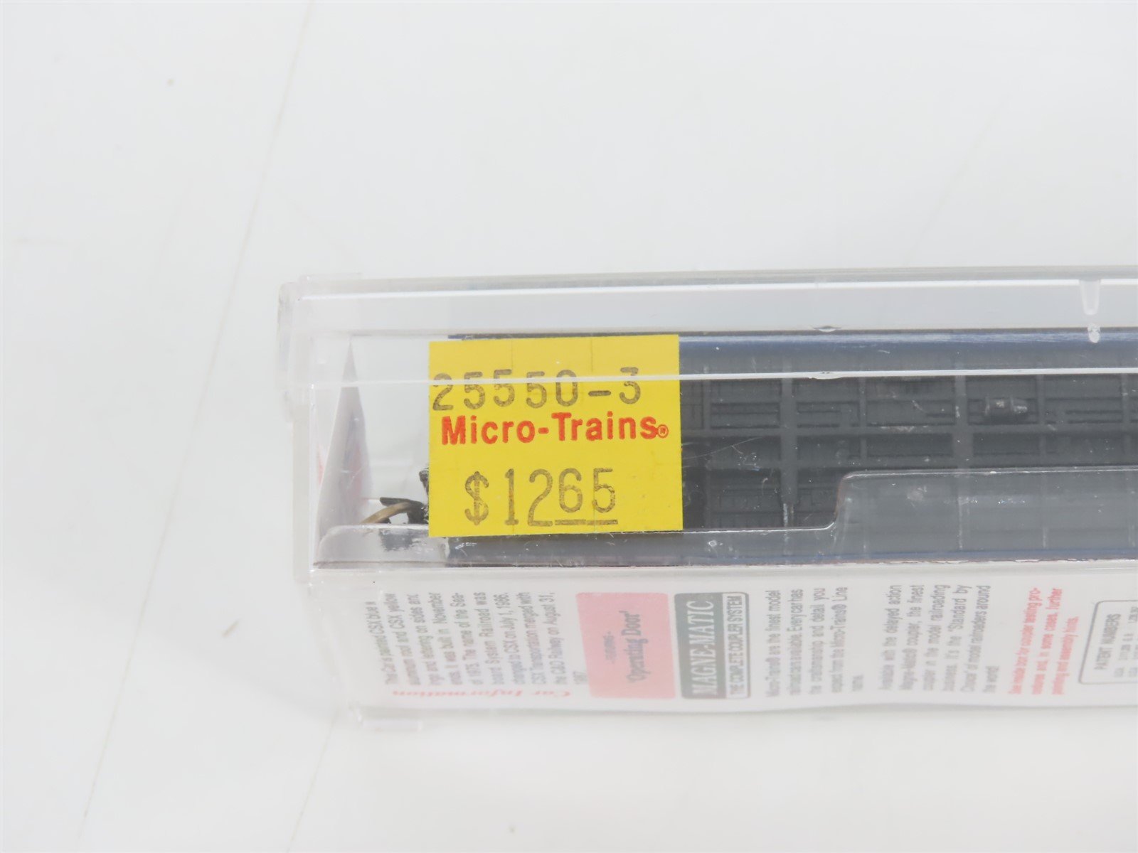 N Scale Micro-Trains MTL 25550/3 CSXT CSX 50' Single Door Box Car #141085