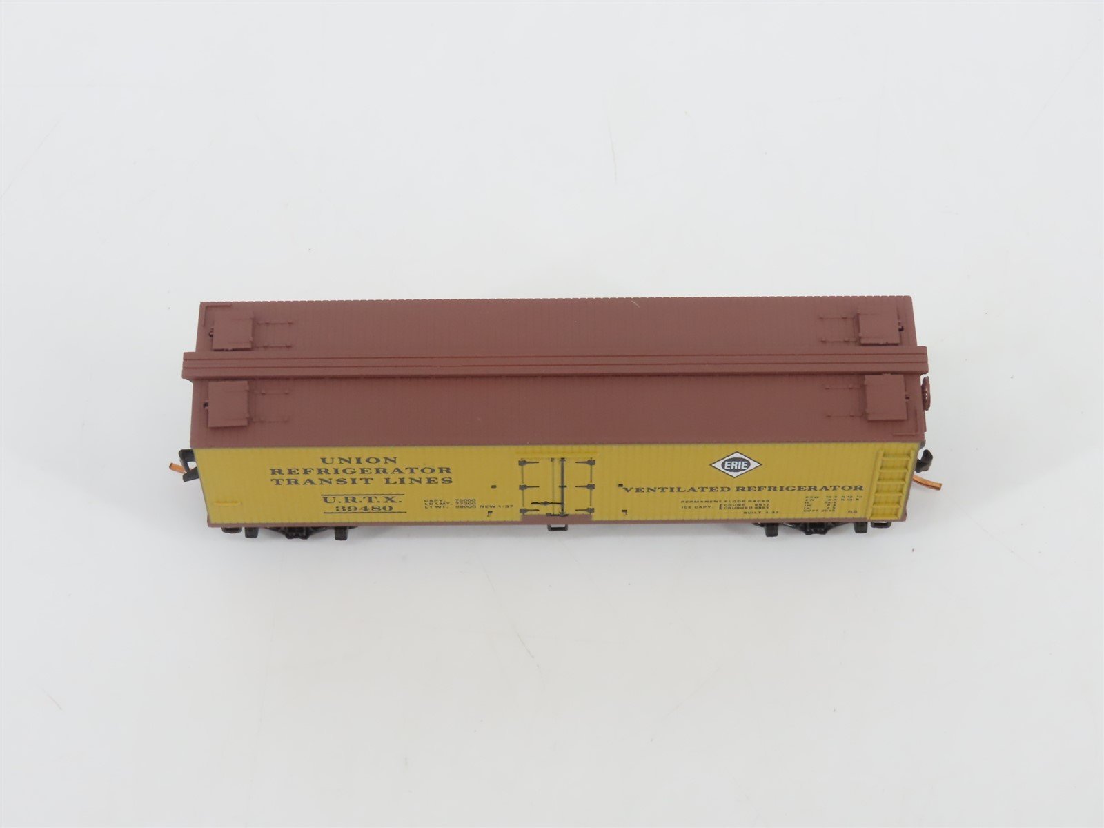 N Scale Micro-Trains MTL 04700320 URTX Erie Railroad 40' Wood Reefer #39480