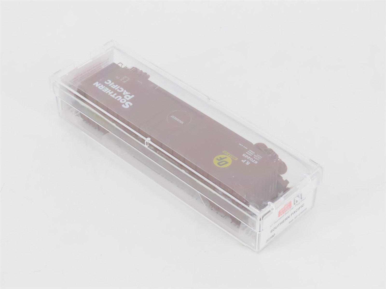 N Scale Micro-Trains MTL 32380 SP Southern Pacific 50' Box Car #670225
