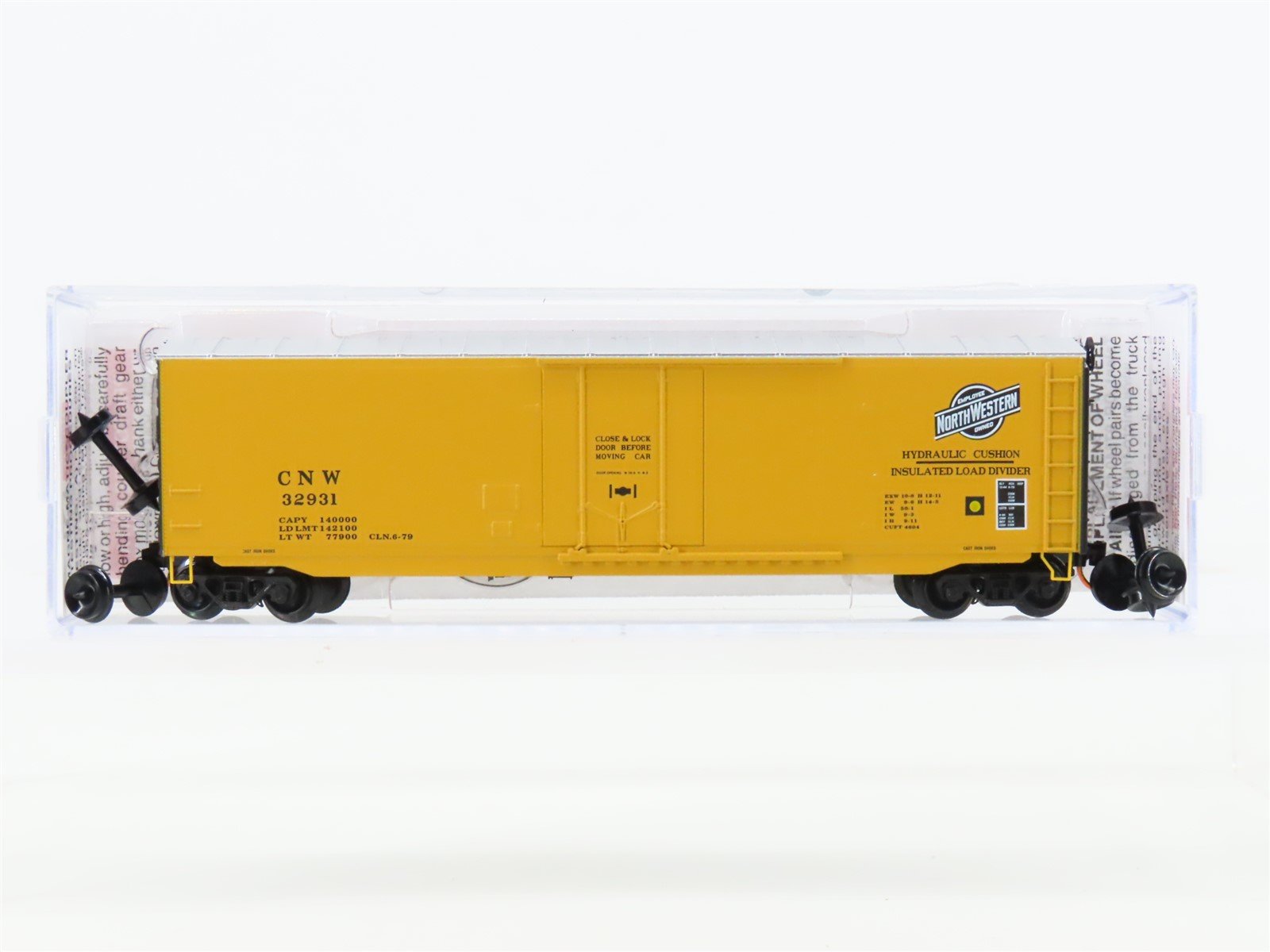 N Scale Micro-Trains MTL 03800180 CNW Chicago & Northwestern 50' Boxcar #32931