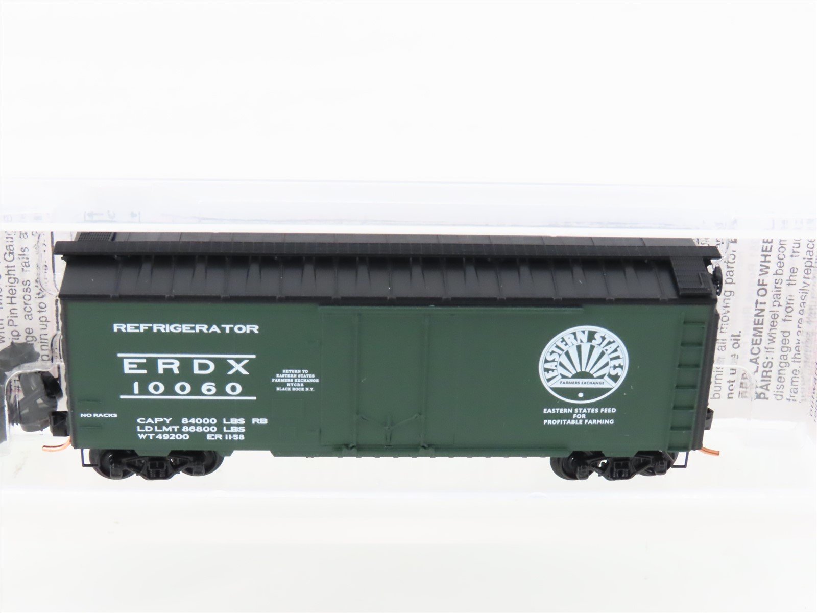 N Micro-Trains 21420 ERDX Eastern States Farmers 40' Standard Boxcar #10060