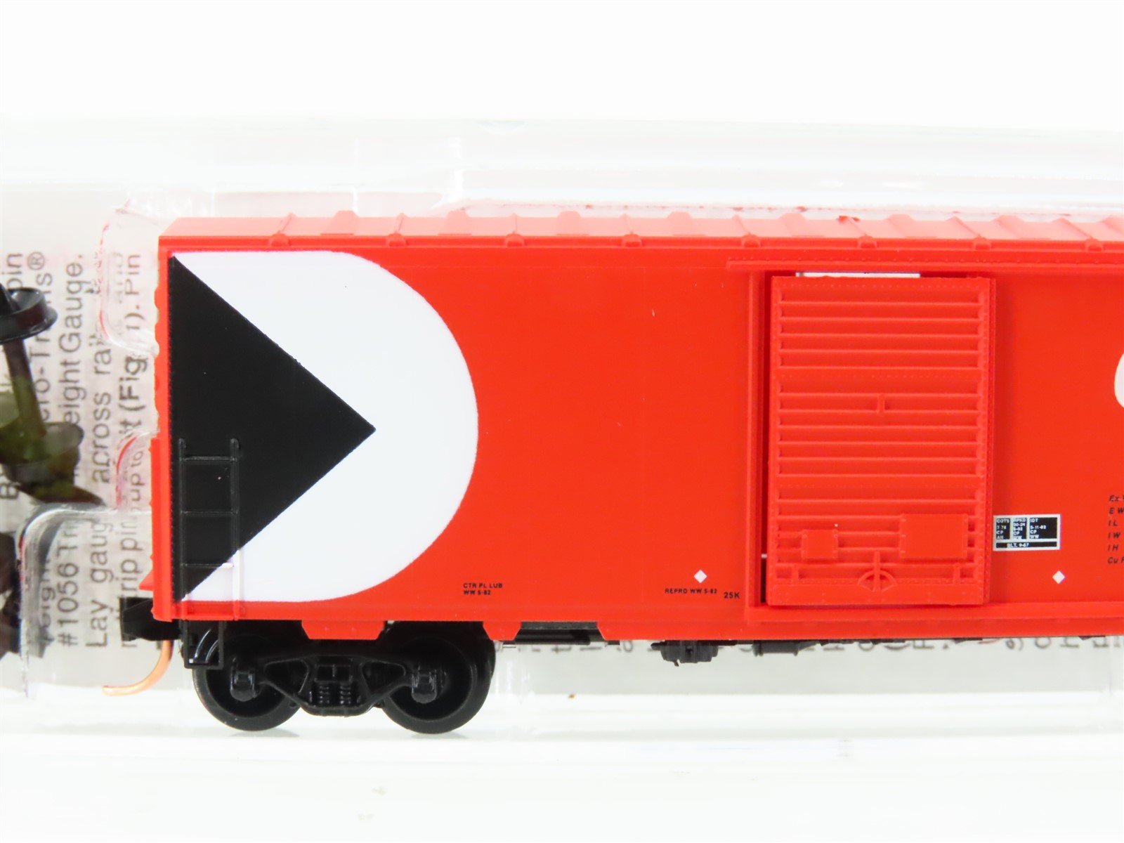 N Scale Micro-Trains MTL 24260 CP Canadian Pacific 40' Standard Boxcar #55947