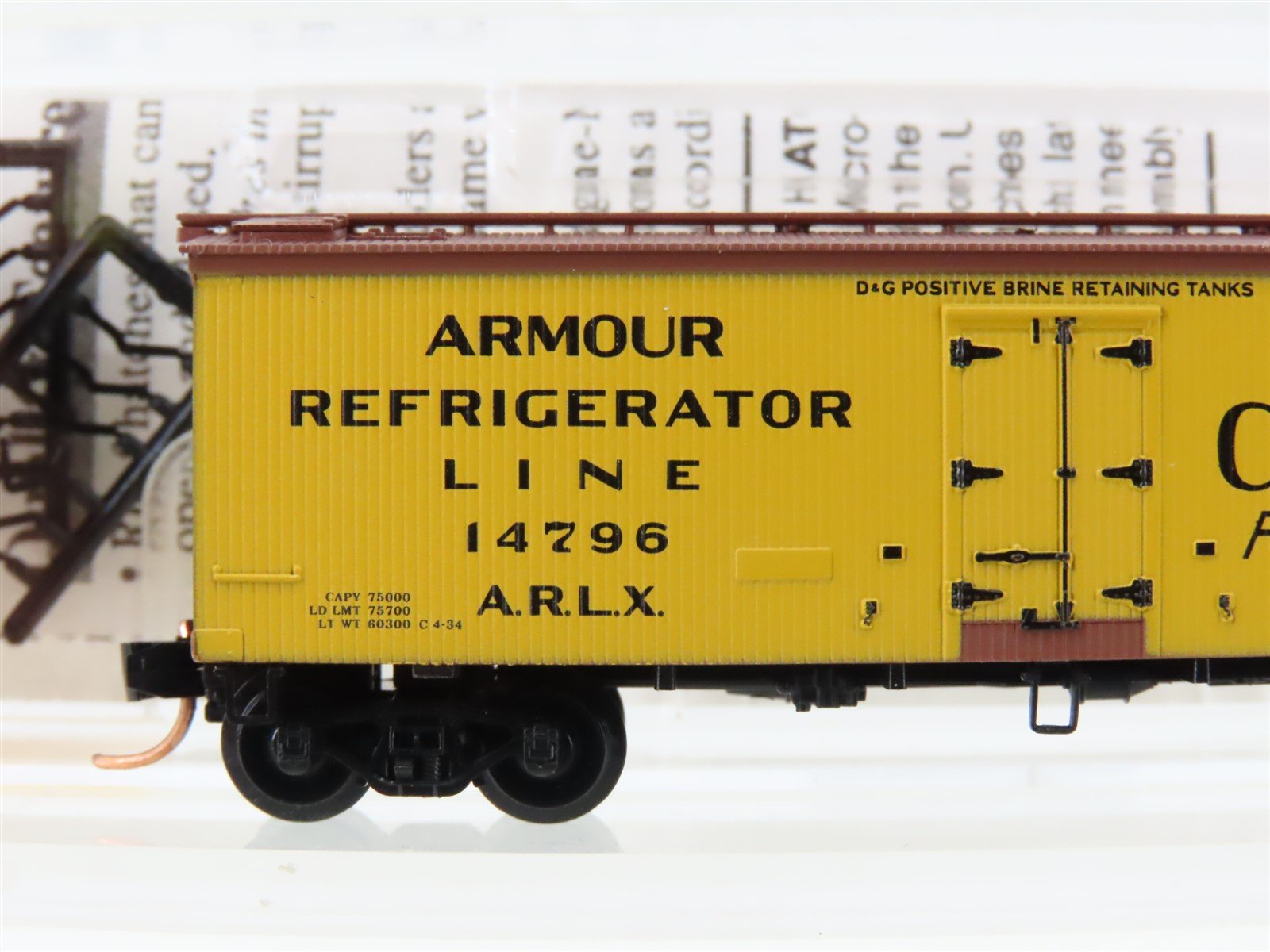 N Micro-Trains MTL 58550 ARLX Armour Refrigerator Line 36 Wood Reefer #14796