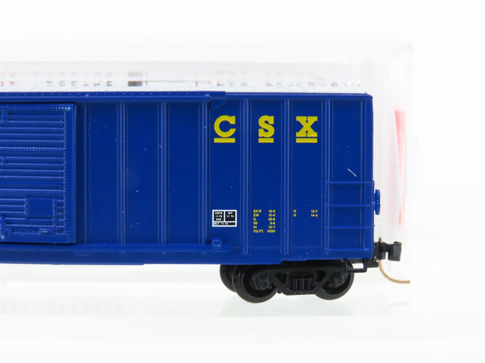 N Scale Micro-Trains MTL 25550 CSX Railway 50' Rib Side Boxcar #141001