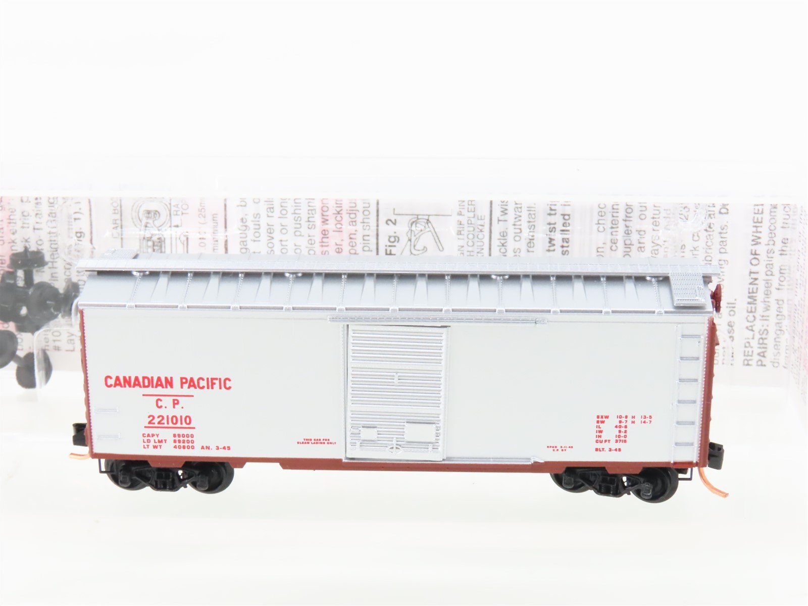 N Scale Micro-Trains 20890 CP Canadian Pacific 40' Standard Boxcar #221010