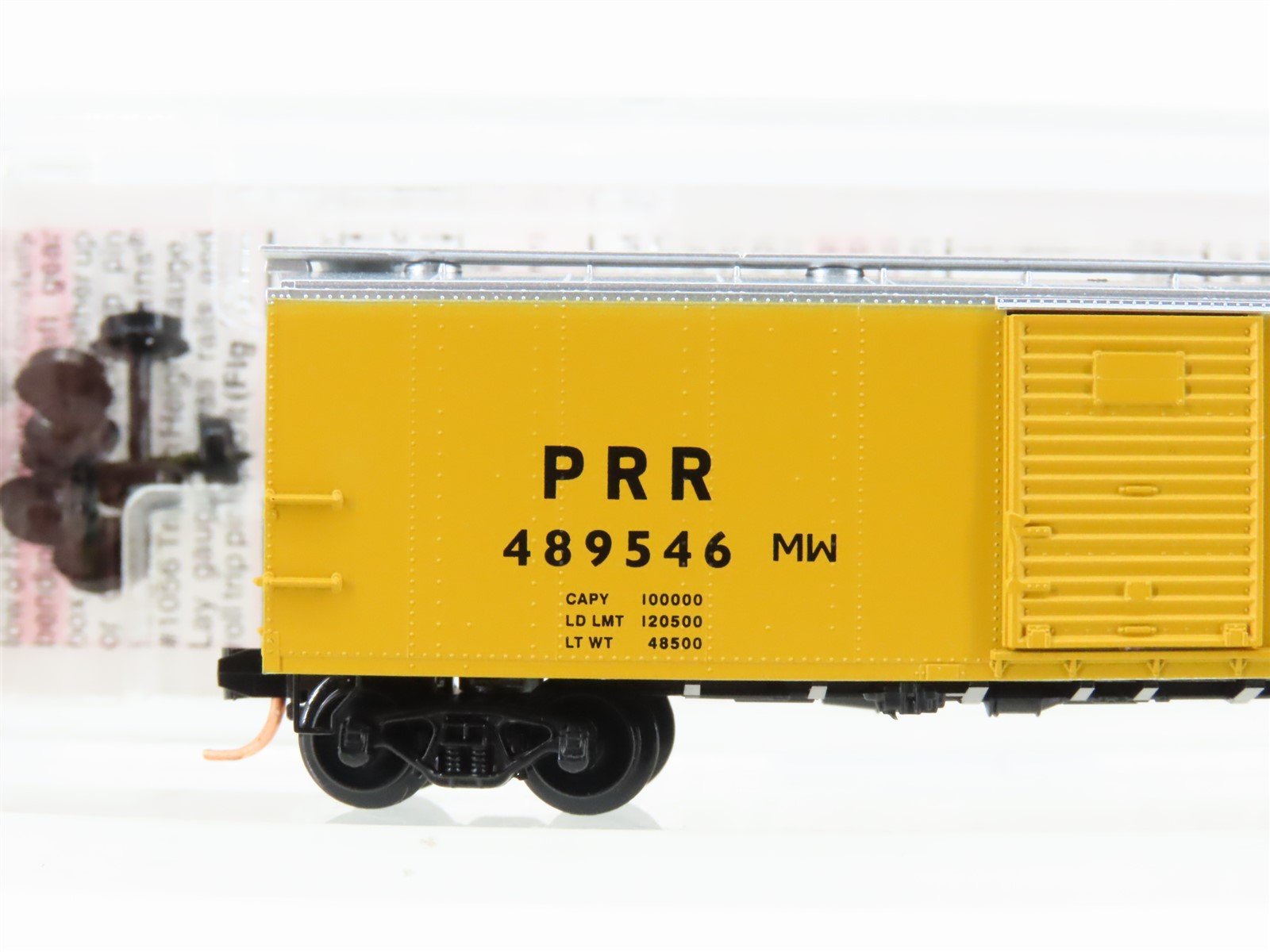 N Scale Micro-Trains 120710 PRR Pennsylvania 40' Steel Boxcar #489546