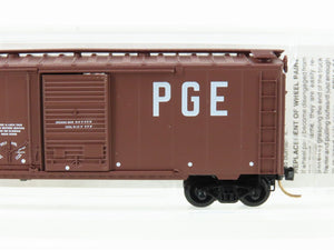 N Scale Micro-Trains 22070 PGE Pacific Great Eastern 40' Standard Boxcar #4942