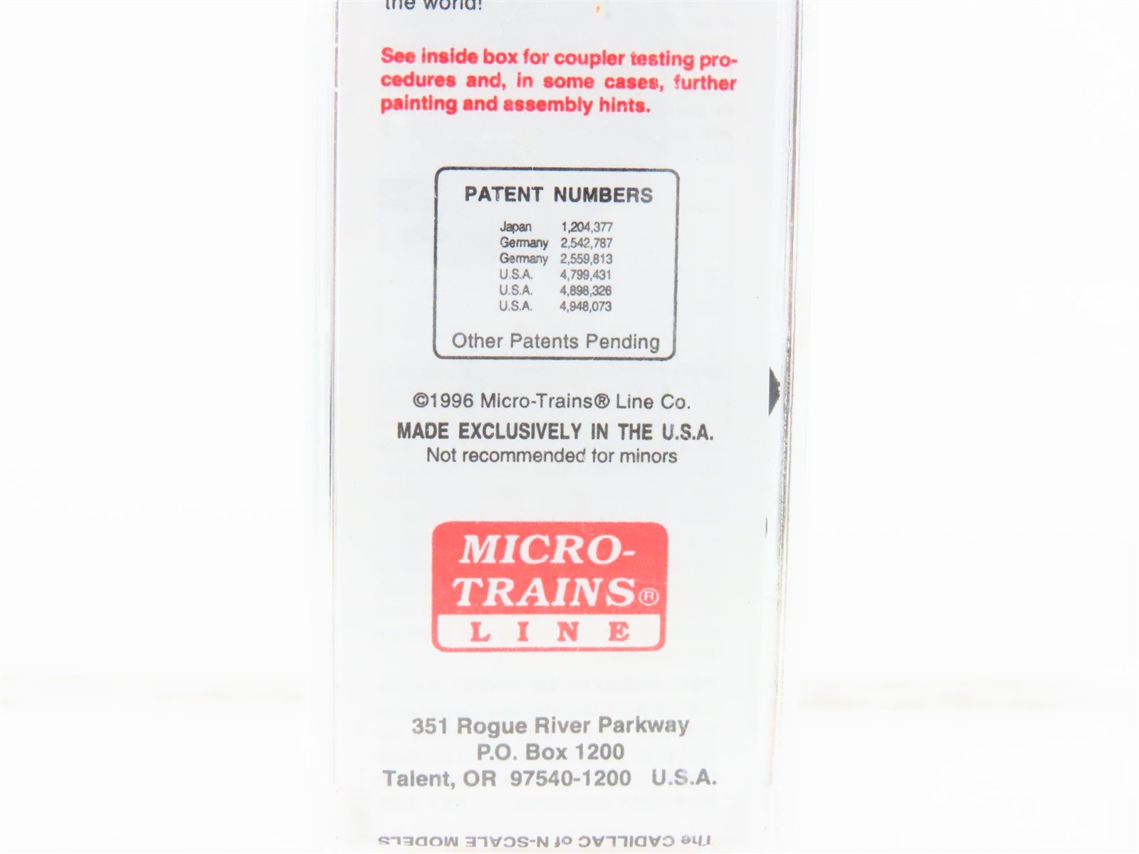 N Scale Micro-Trains 22070 PGE Pacific Great Eastern 40' Standard Boxcar #4942