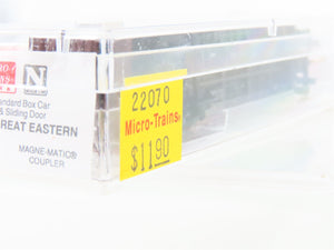 N Scale Micro-Trains 22070 PGE Pacific Great Eastern 40' Standard Boxcar #4942