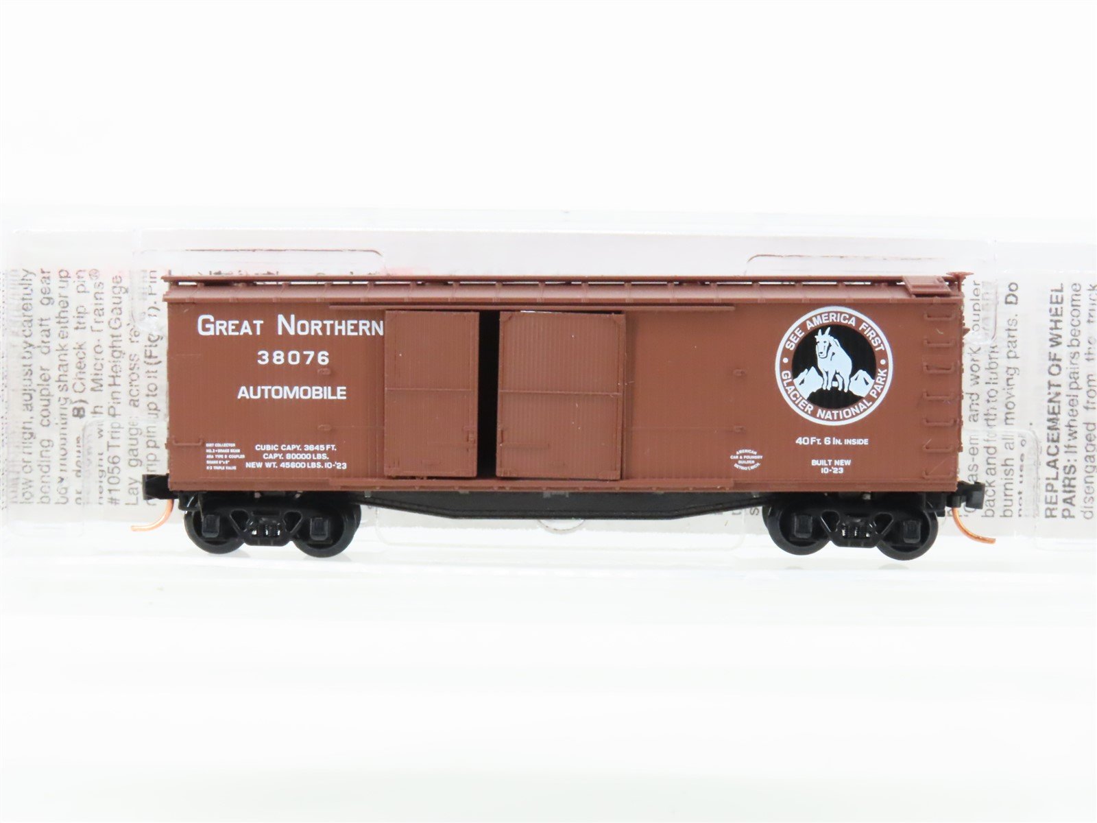 N Scale Micro-Trains 41030 GN Great Northern 40' Wood Boxcar #38076