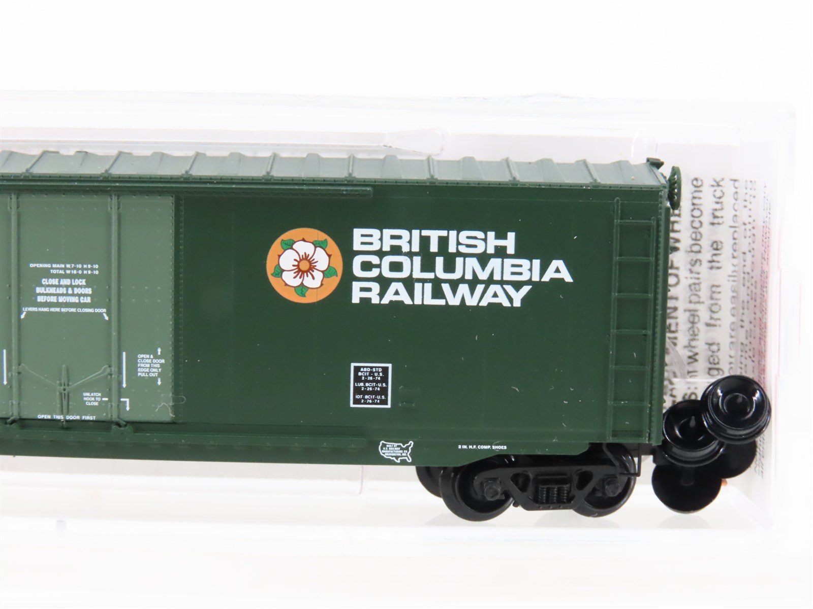 N Scale Micro-Trains 75120 BCIT British Columbia 50' Standard Boxcar #800516