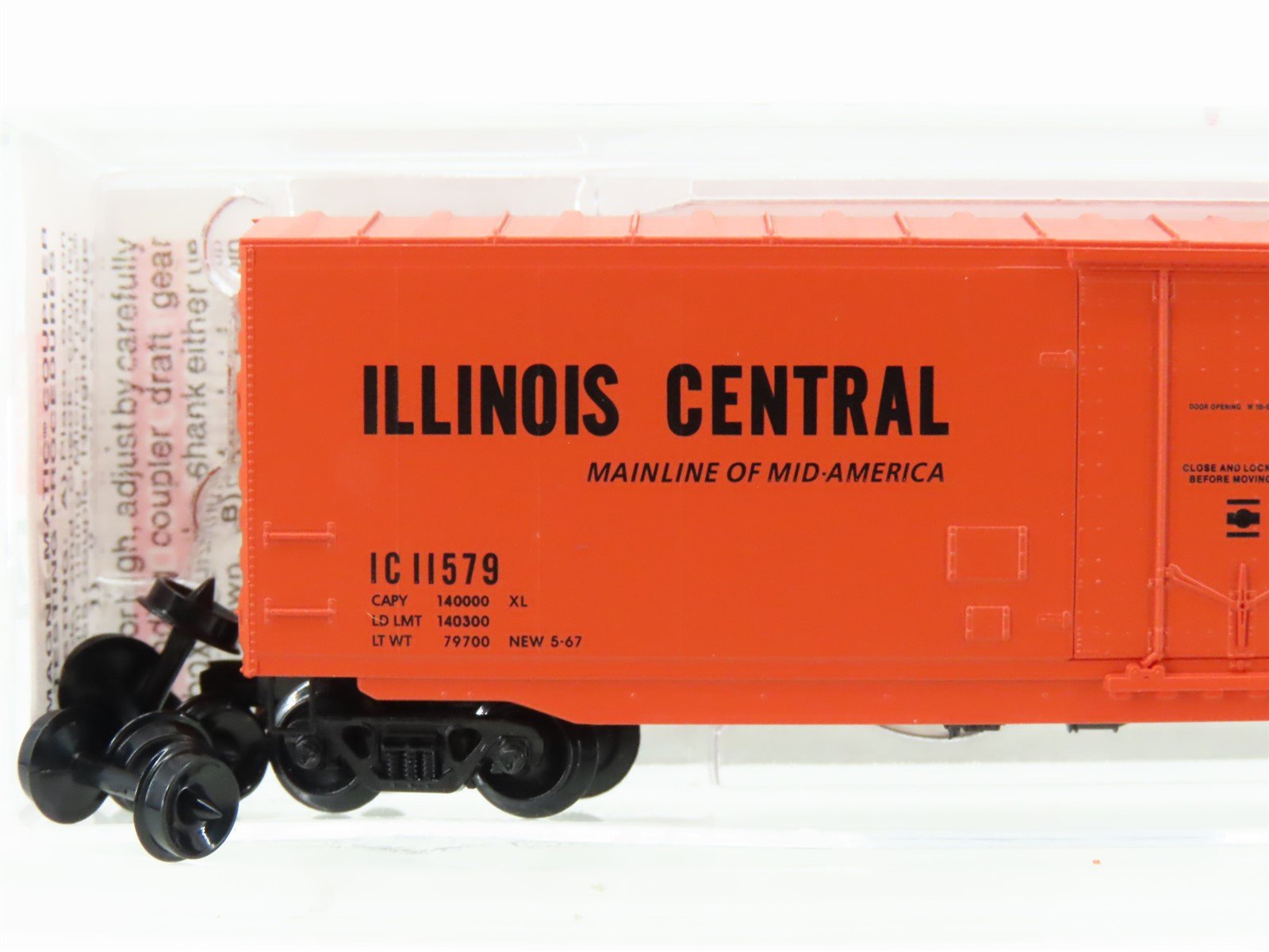 N Scale Micro-Trains 03800370 IC Illinois Central 50' Standard Boxcar #11579