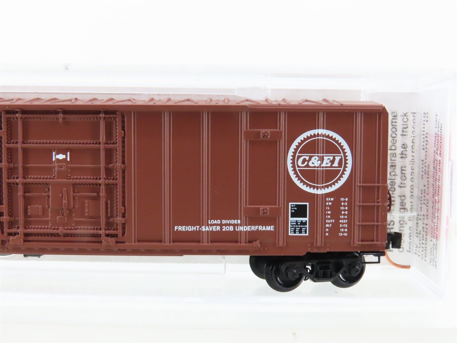 N Scale Micro-Trains 27030 C&EI Chicago & Eastern Illinois 50' Boxcar #252825