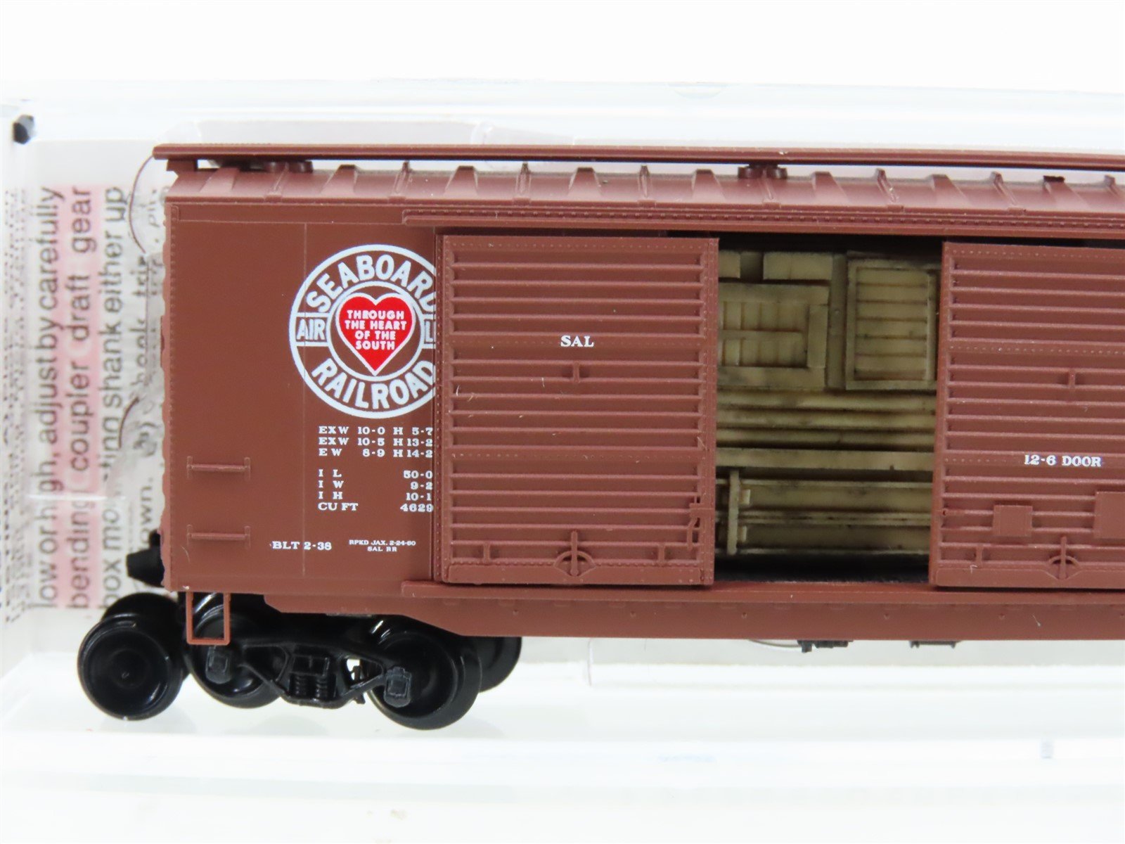 N Scale Micro-Trains MTL 03400330 SAL Seaboard Air Line 50' Boxcar #10198