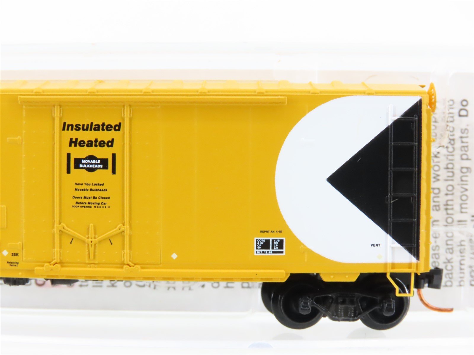N Micro-Trains MTL 07400010 CP Canadian Pacific 40' Standard Boxcar #165181