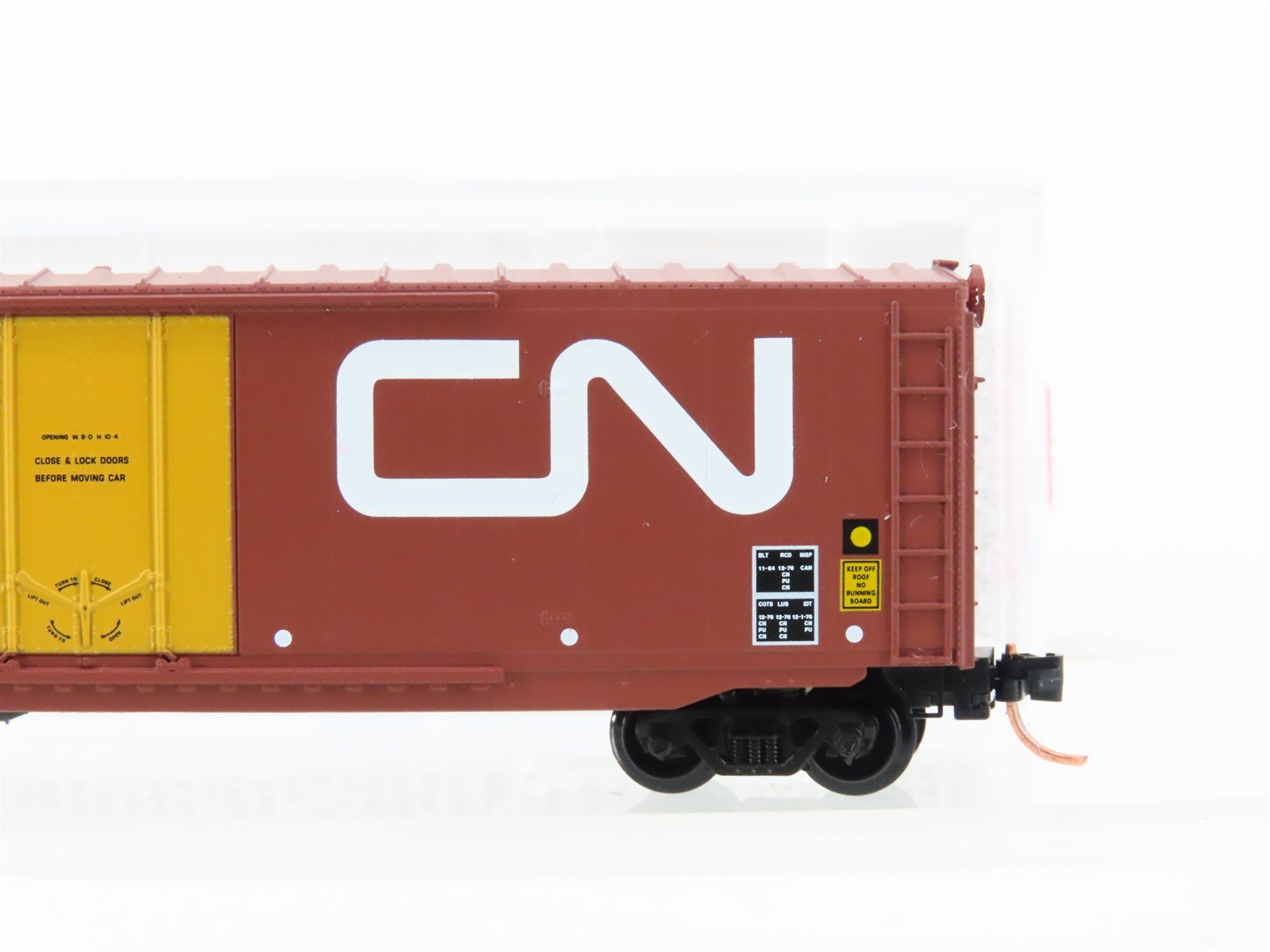 N Scale Micro-Trains MTL 38310 CN Canadian National 50' Standard Boxcar #401020