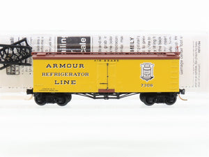 N Scale Micro-Trains MTL 58030 Armour Refrigerator Line 36' Wood Reefer #7306