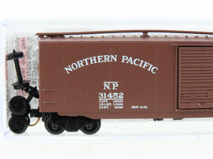 N Micro-Trains MTL 03100060 NP Northern Pacific 50' Standard Boxcar #31452