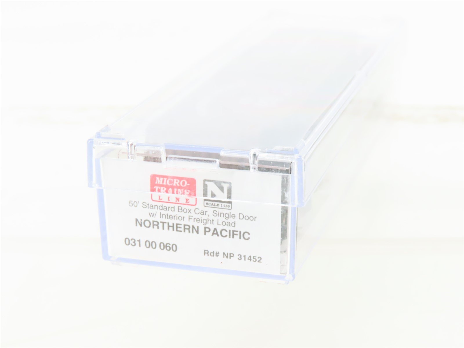 N Micro-Trains MTL 03100060 NP Northern Pacific 50' Standard Boxcar #31452