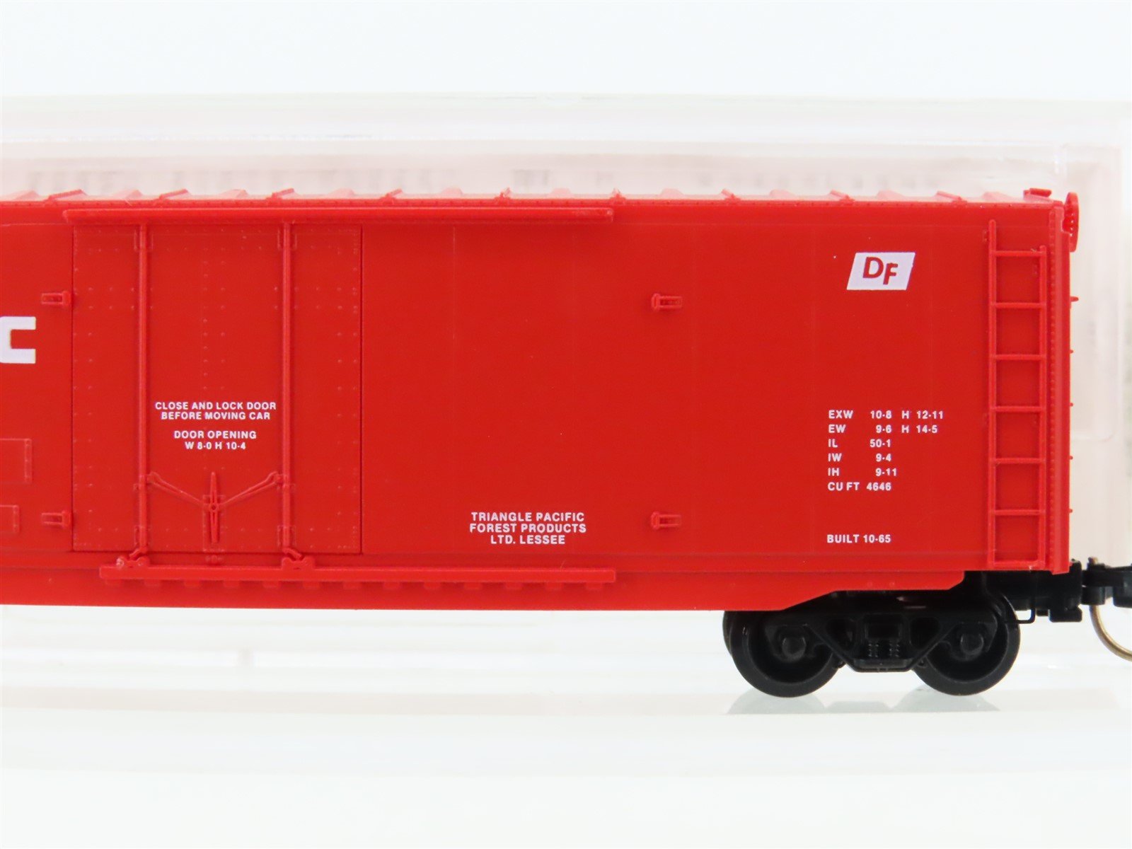 N Scale Micro-Trains MTL 38130 TPFX Triangle Pacific 50' Standard Boxcar #5515