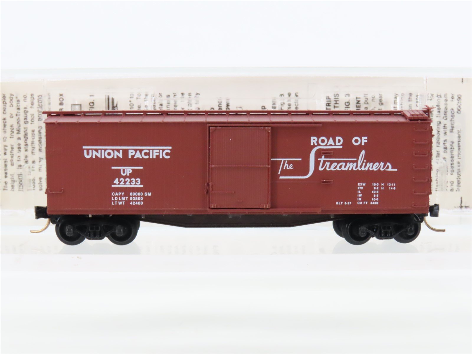 N Scale Micro-Trains MTL 39010 UP Union Pacific 40' Wood Boxcar #42233