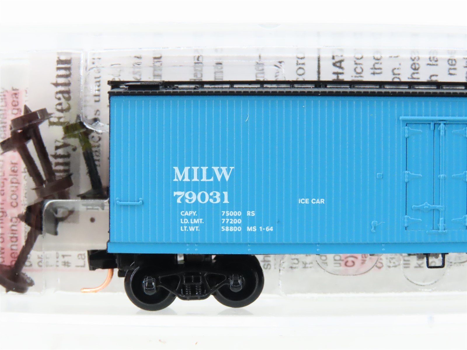 N Scale Micro-Trains 47360 MILW Milwaukee Road 40' Wood Reefer #79031