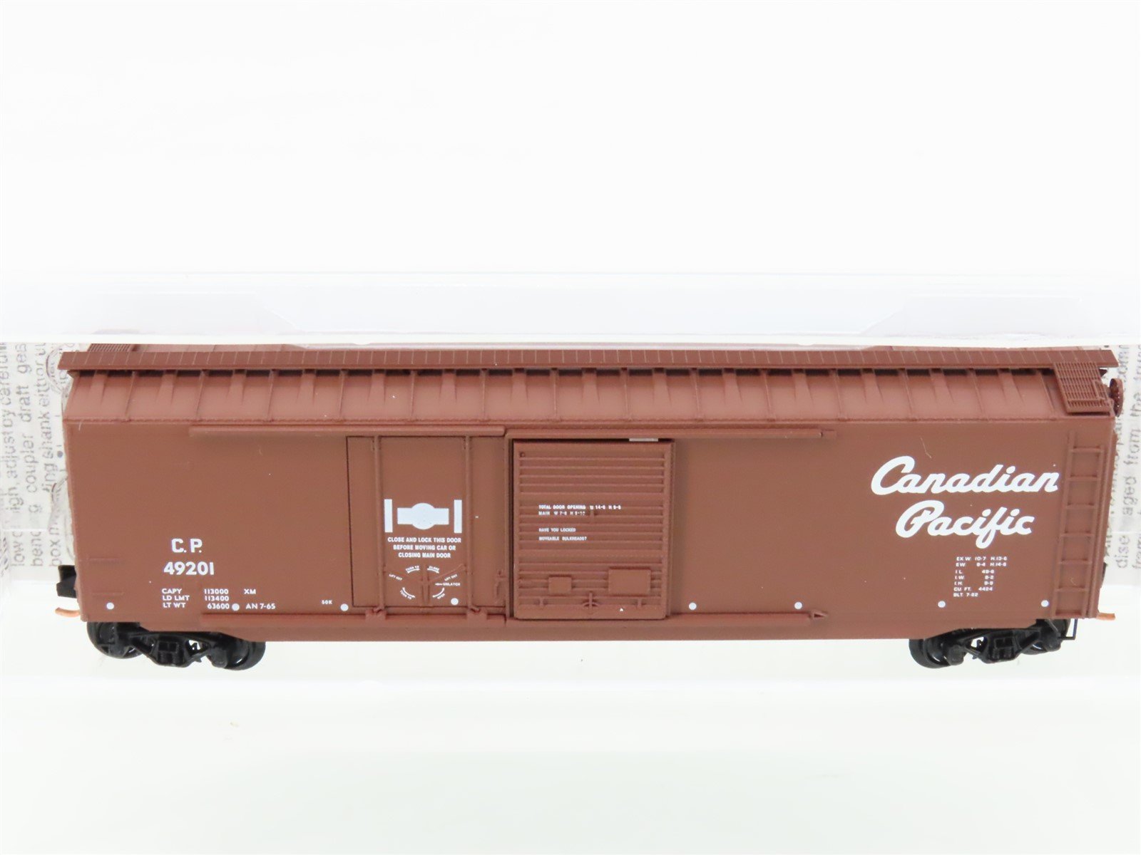 N Scale Micro-Trains 33140 CP Canadian Pacific 50' Standard Boxcar #49201