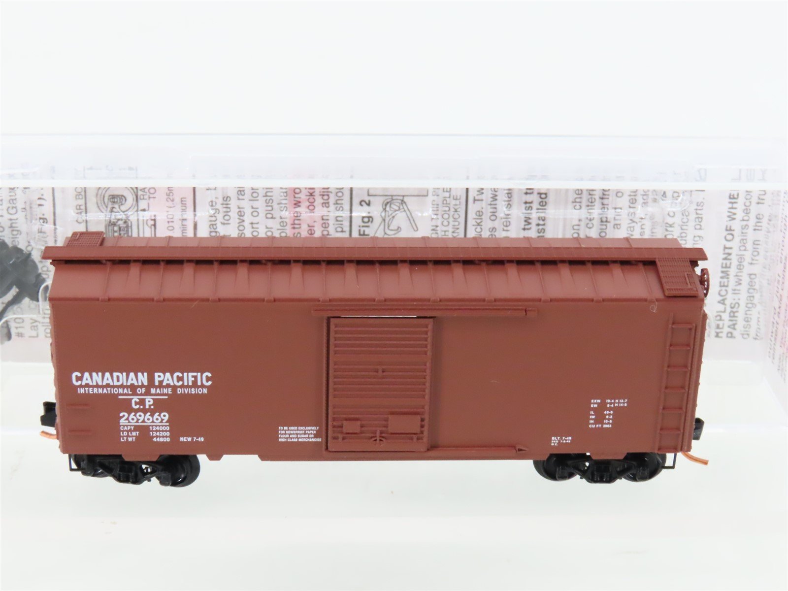 N Scale Micro-Trains MTL 20136 CP Canadian Pacific 40' Standard Boxcar #269669