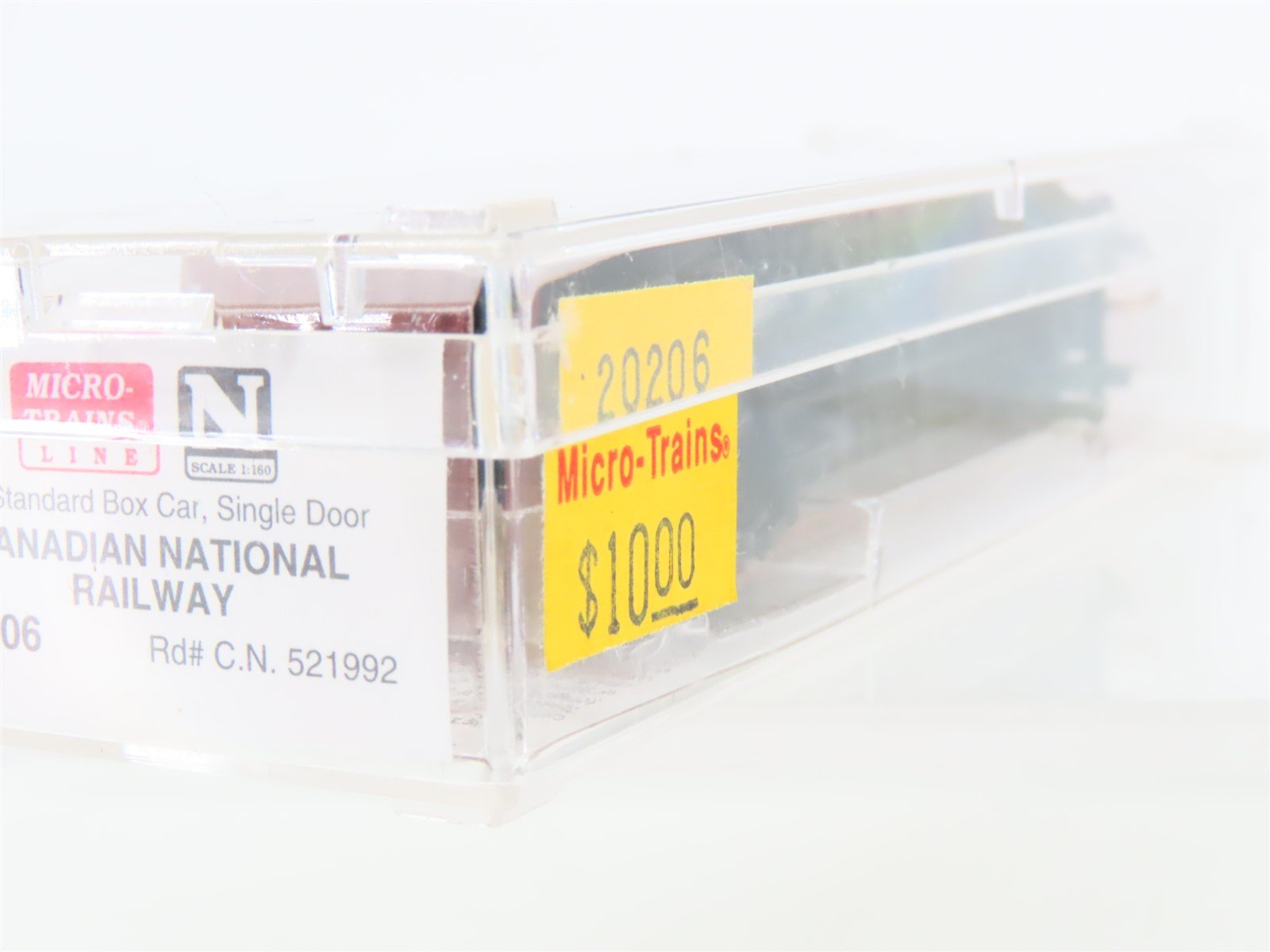 N Scale Micro-Trains 20206 CN Canadian National 40' Standard Boxcar #521992