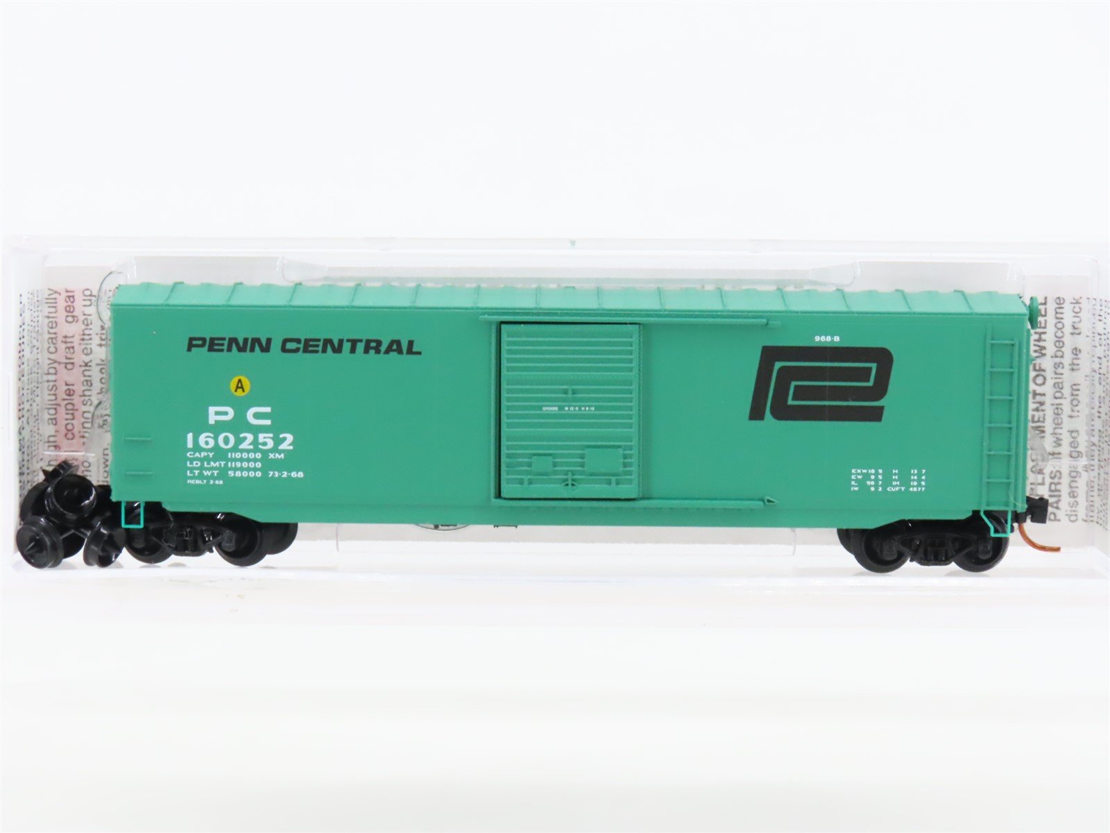N Scale Micro-Trains MTL 07700110 PC Penn Central 50' Single Door Box Car 160252