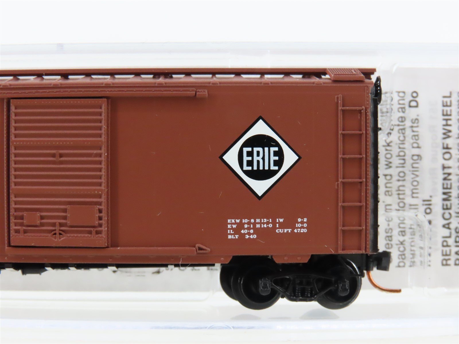 N Scale Micro-Trains MTL 02000870 ERIE Railroad 40' Single Door Box Car #79006