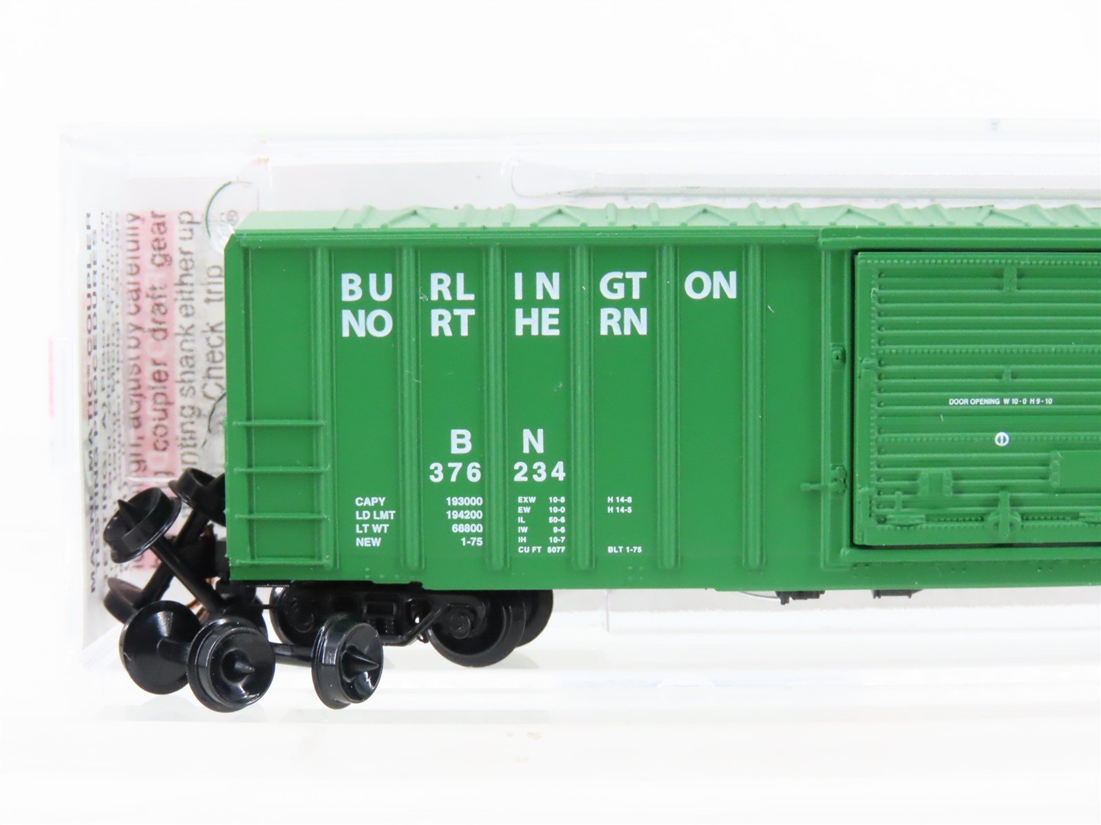N Scale Micro-Trains MTL 02500490 BN Burlington Northern 50' Box Car #376234