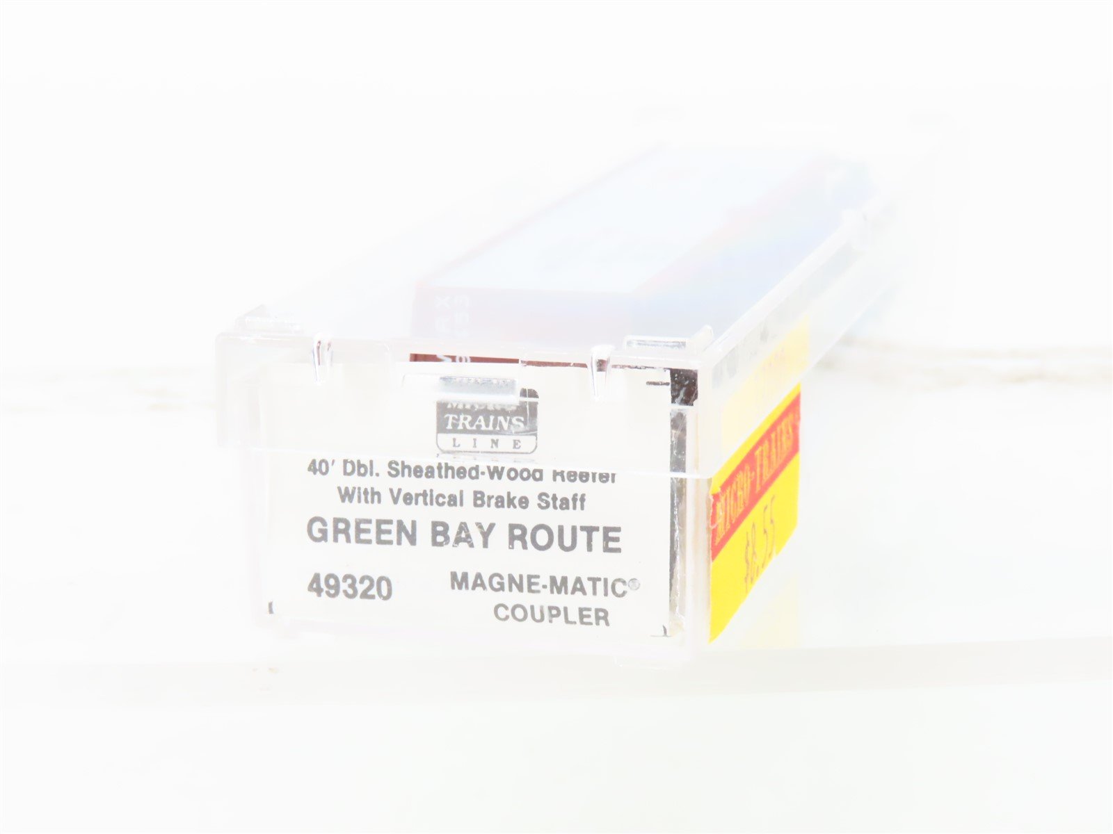 N Scale Micro-Trains MTL 49320 WRX GB&W Green Bay Route 40' Wood Reefer #9453