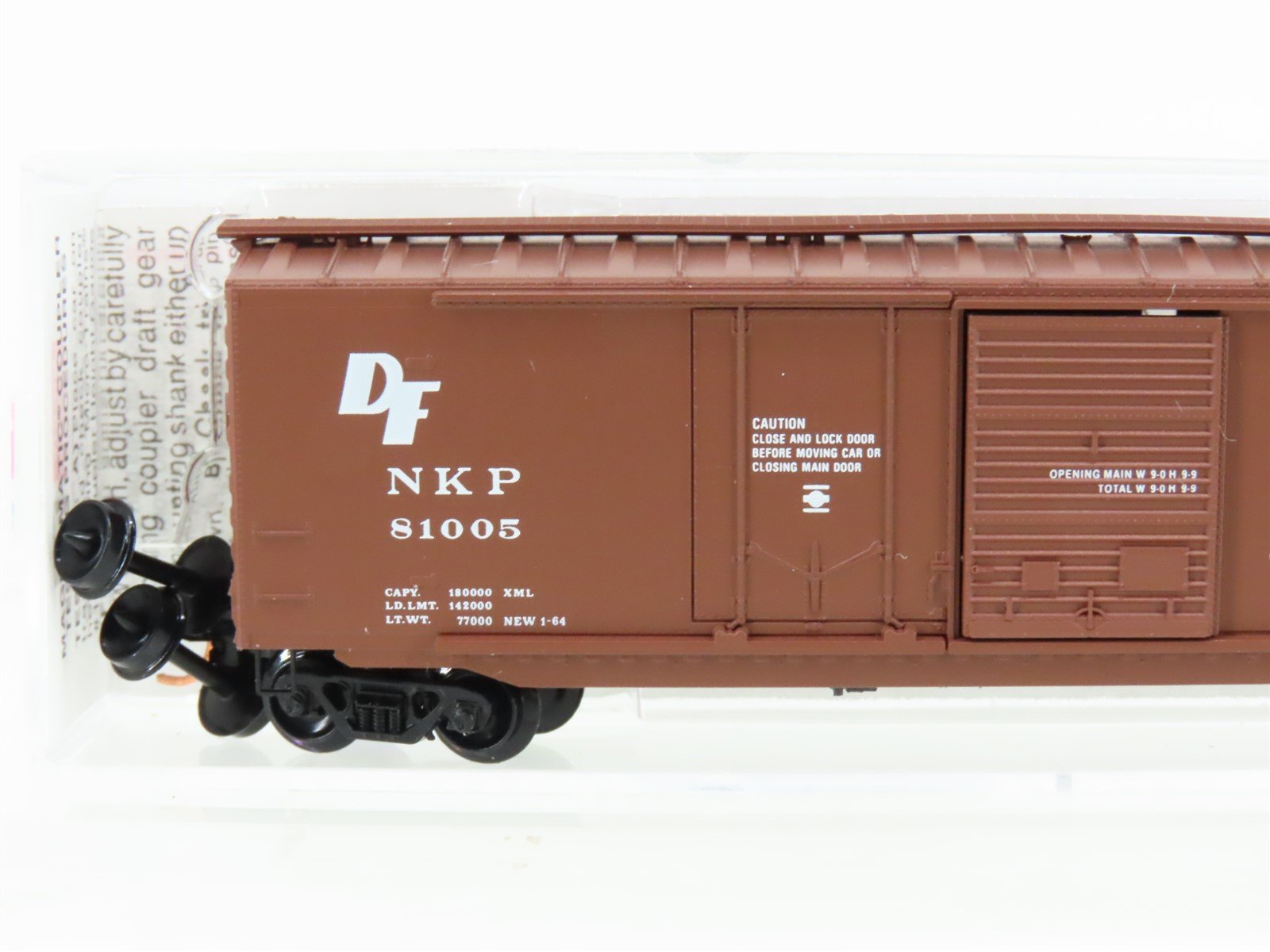 N Scale Micro-Trains MTL 33110 NKP Nickel Plate Road 50' Box Car #81005
