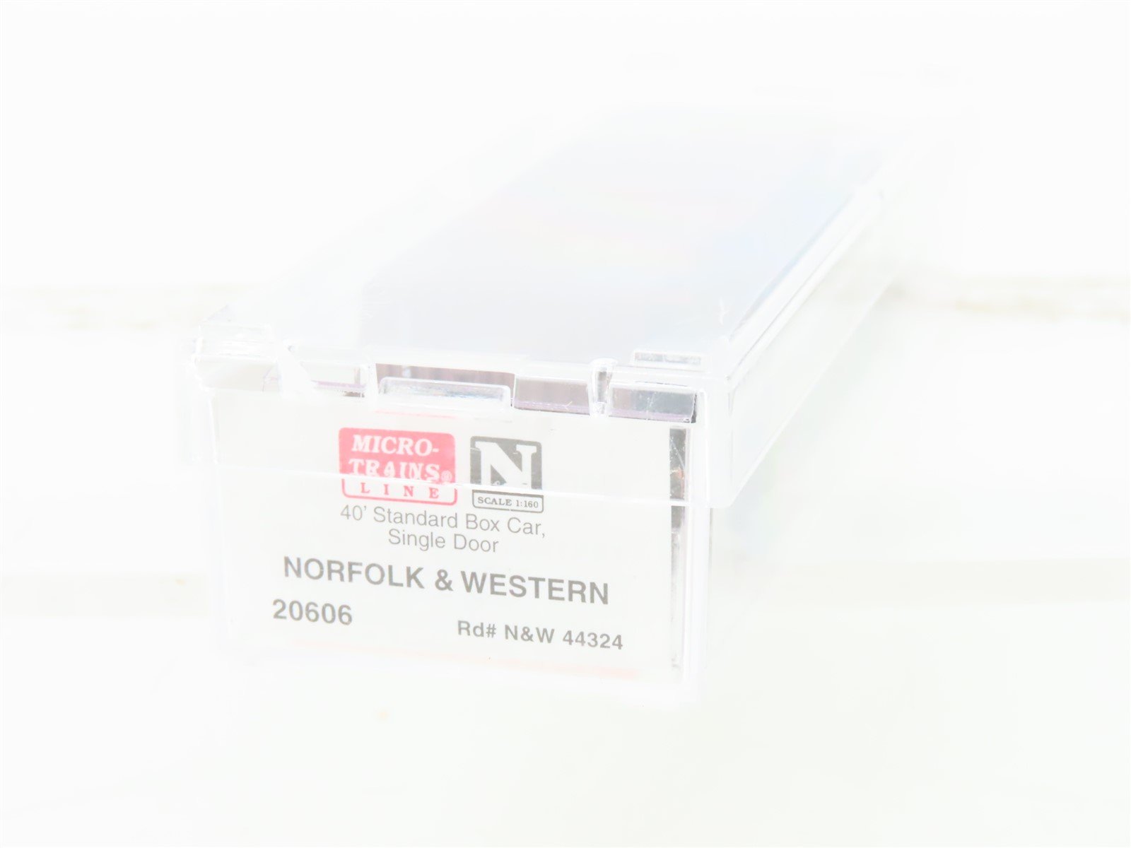 N Scale Micro-Trains MTL 20606 N&W Norfolk & Western Railroad 40' Box Car #44324