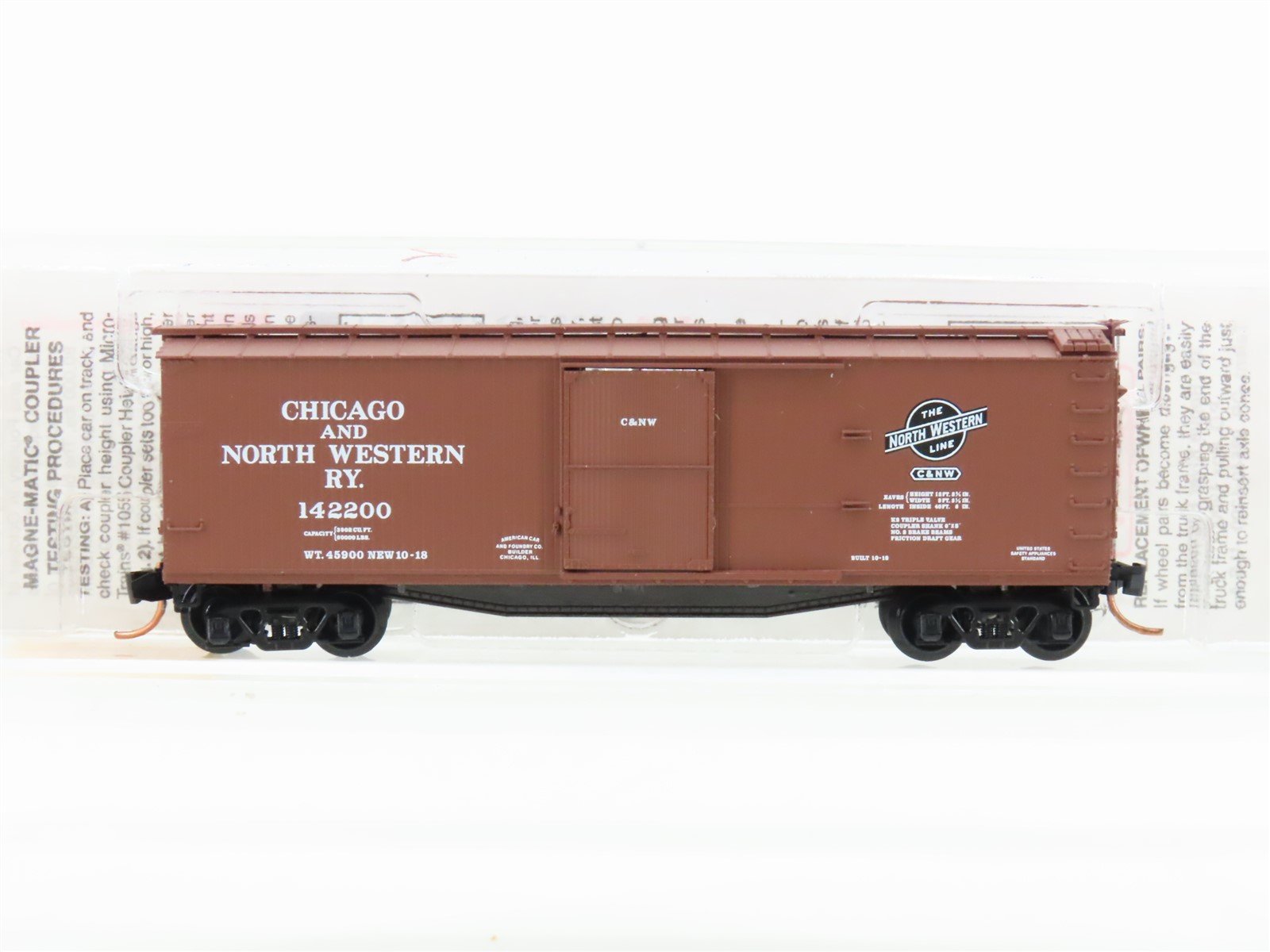 N Scale Micro-Trains MTL 39160 C&NW Chicago & North Western 40' Box Car #142200