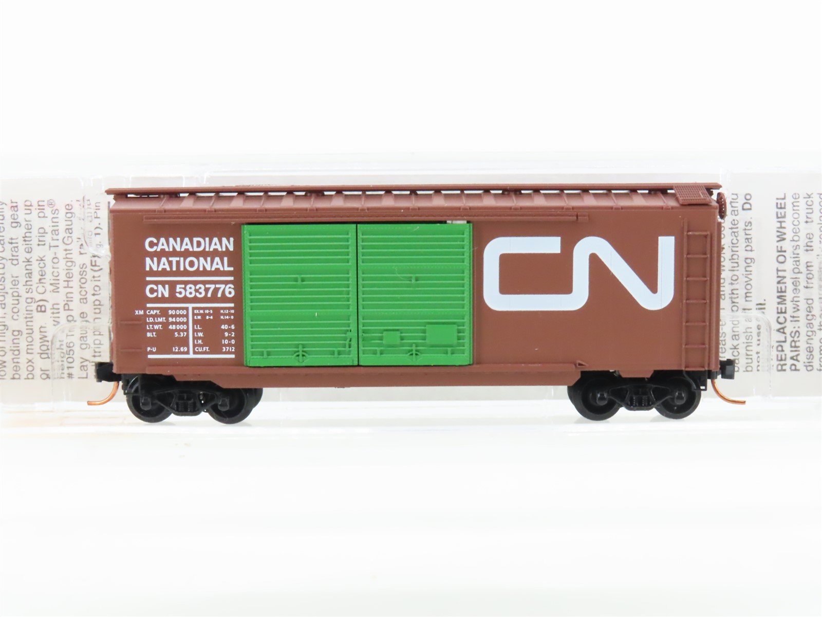 N Micro-Trains MTL 23070 CN Canadian National 40' Double Door Box Car #583776
