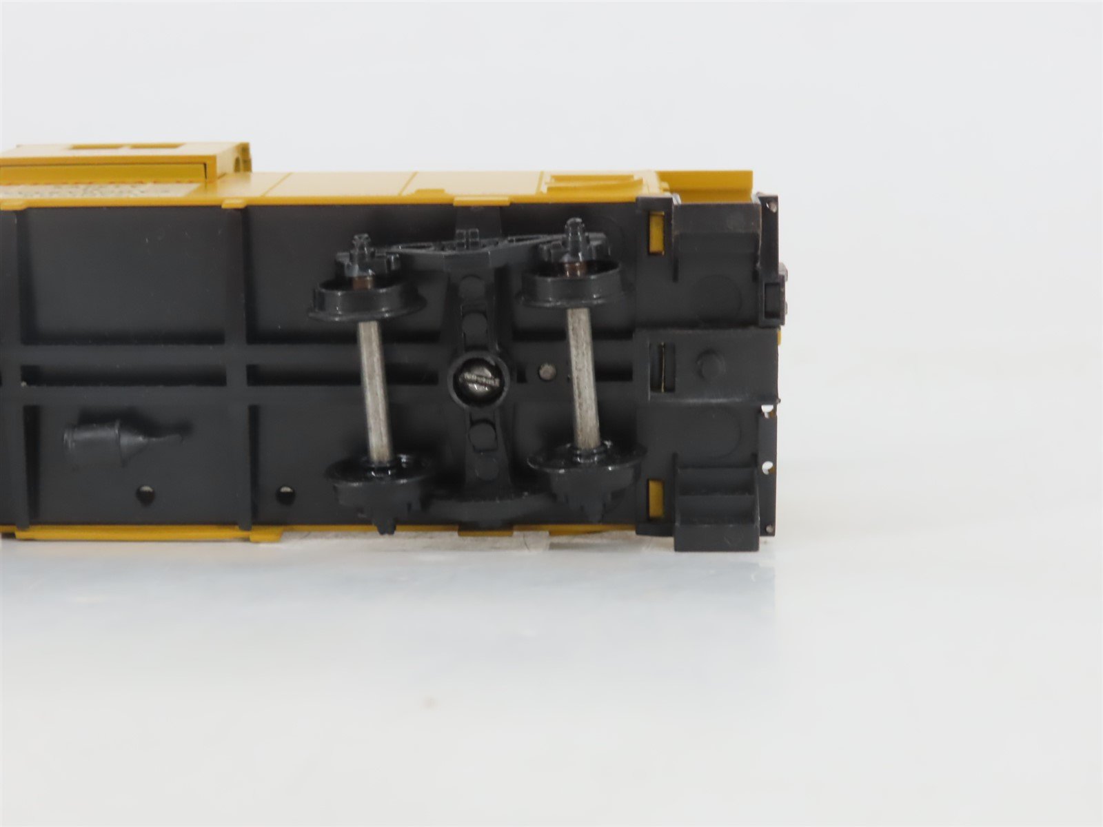 HO Scale Athearn 5368 UP Union Pacific Wide Vision Caboose #29505 - BUILT