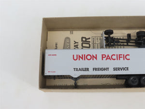 HO 1/87 Scale Athearn Kit 5492 UP Union Pacific Tractor w/ 40' Trailer