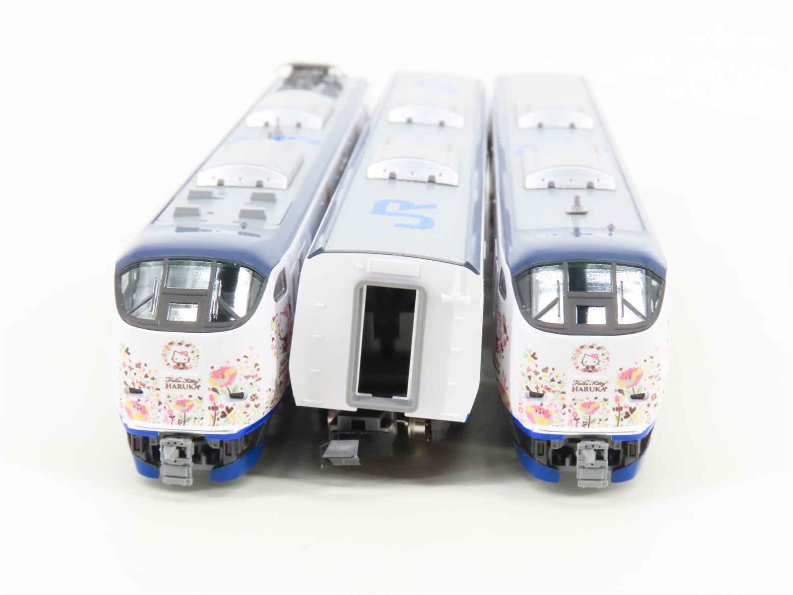 N Tomix 97208 Hello Kitty Haruka/Ougi Series 281 Passenger 3-Car Set UNPOWERED