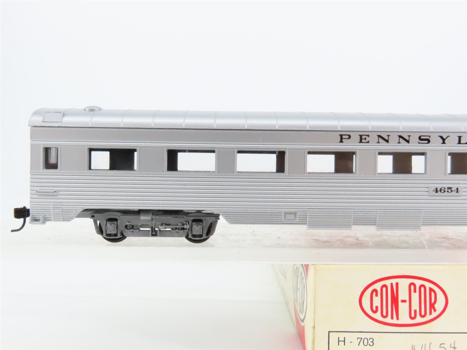 HO Scale Con-Cor H-703 PRR Pennsylvania Coach Passenger Car #4654