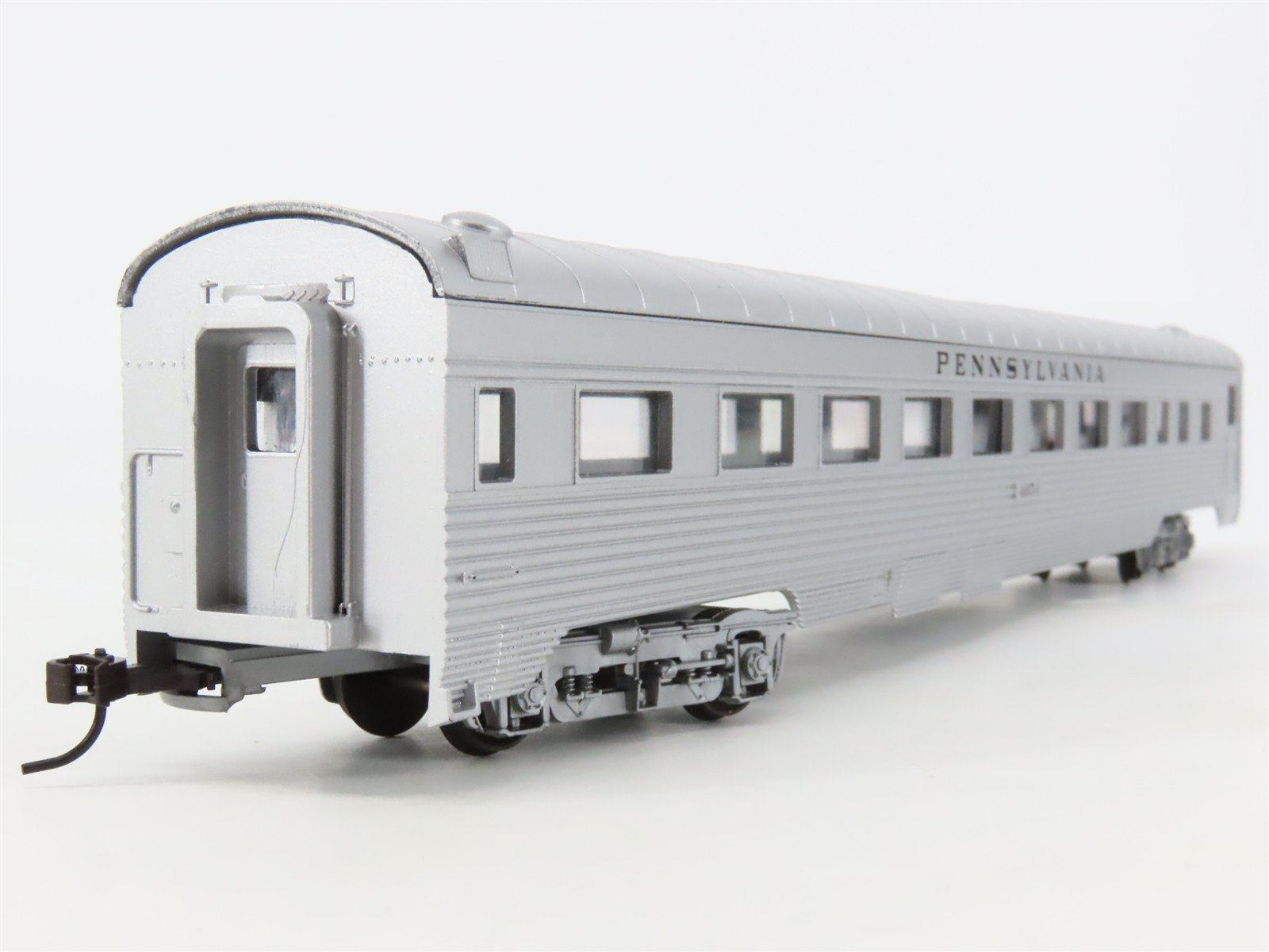 HO Scale Con-Cor H-703 PRR Pennsylvania Coach Passenger Car #4654