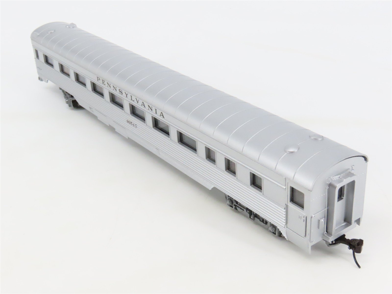 HO Scale Con-Cor H-703 PRR Pennsylvania Coach Passenger Car #4654